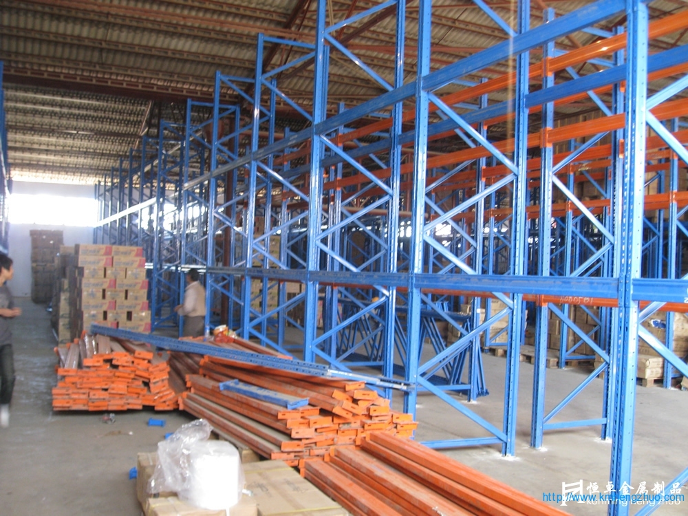 HZ-790型橫梁式貨架 重型高層倉庫貨架應(yīng)用案例 HZ-790型橫梁式貨架 重型高層倉庫貨架應(yīng)用案例